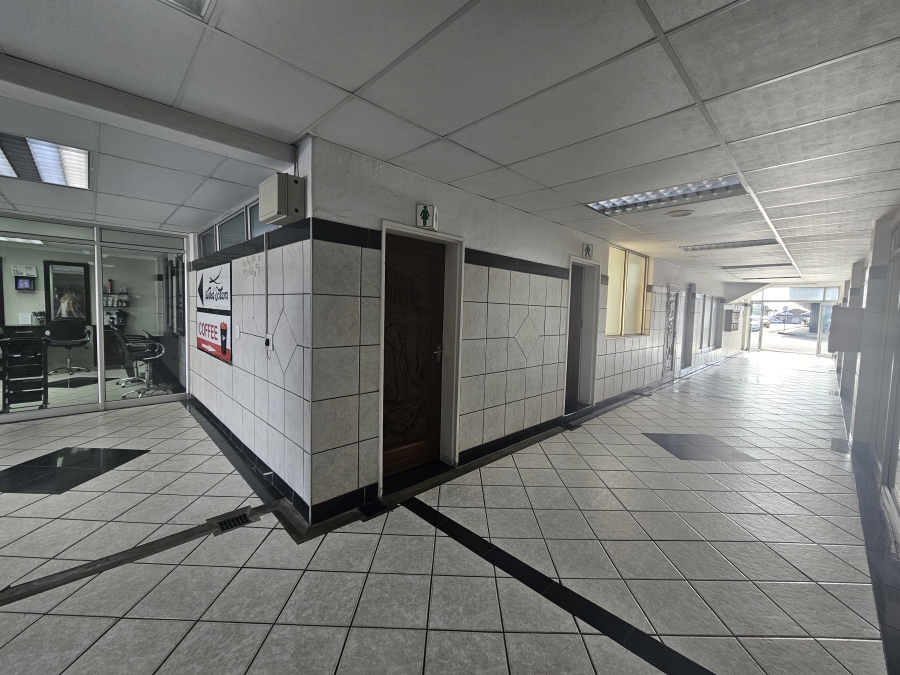 To Let Commercial Property for Rent in Berea Eastern Cape